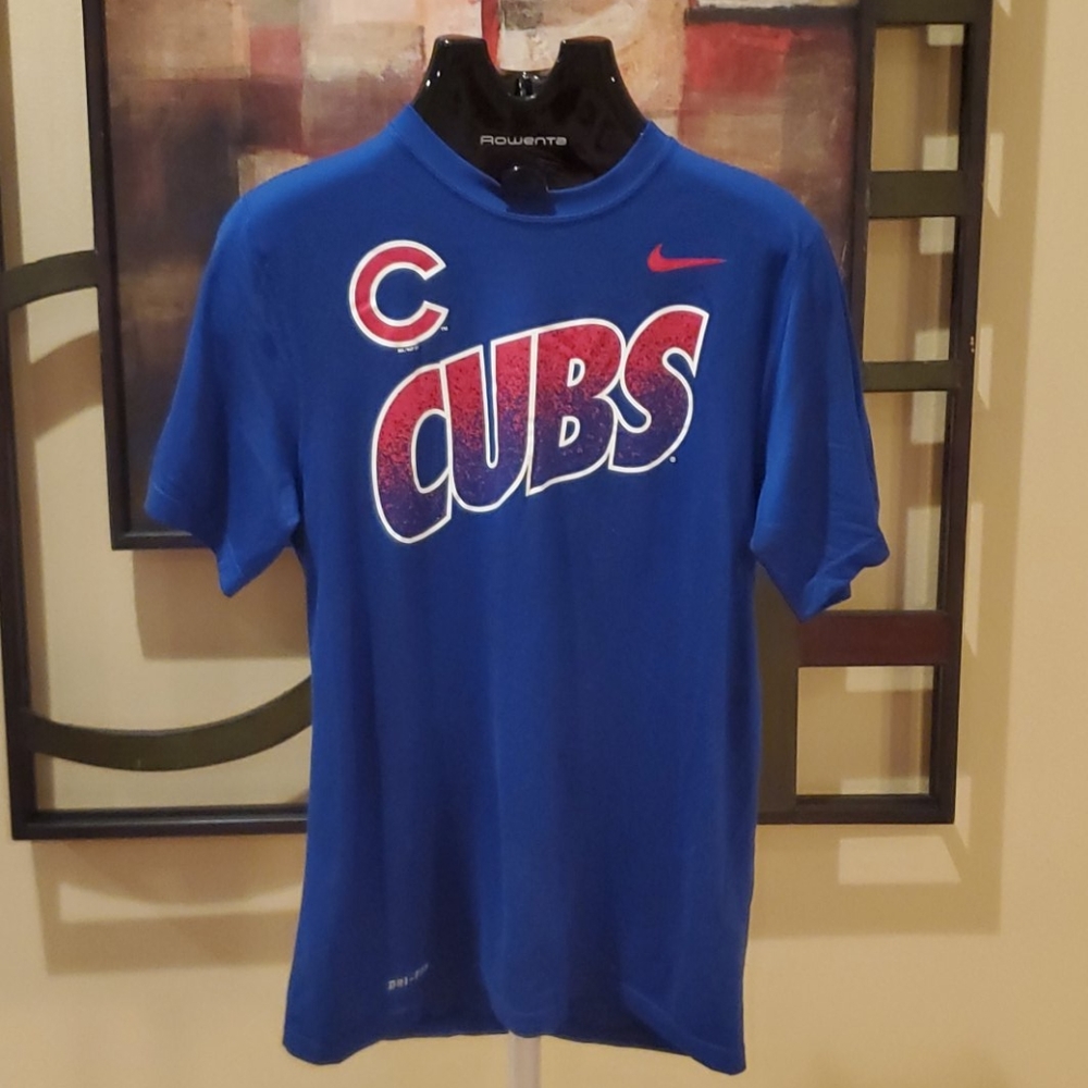 CUBS NIKE DRI-FIT TSHIRT SHIRT SMALL MLB BASEBALL ATHLETIC Tee Sports